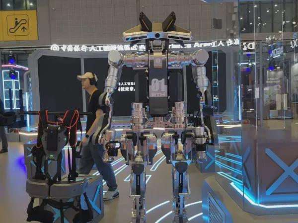 进博技术装备展区：看未来材料、与AI下棋、与机器人打球(图4)