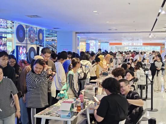 合肥庐阳：大型商场引燃“消费热力”(图3)