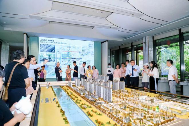 ®印象青城售楼处保利建发印象青城官方网站：热门房源速来(图3)
