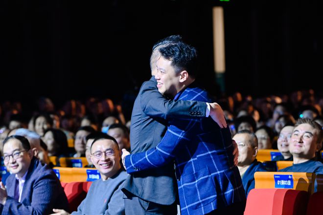 吴晓波年终秀的7个精彩瞬间（附演讲全文）(图2)