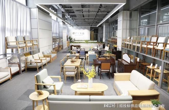 保利和品荣膺“2025中国适老家具十大品牌”(图4)