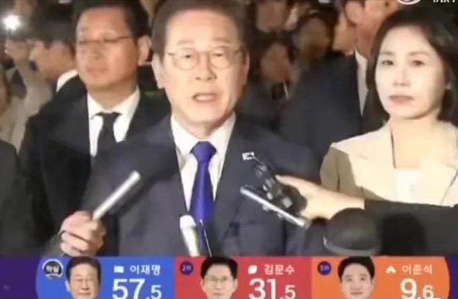 李在明和老婆一起亮相新的第一夫人叫金惠景比金建希温柔漂亮(图2)