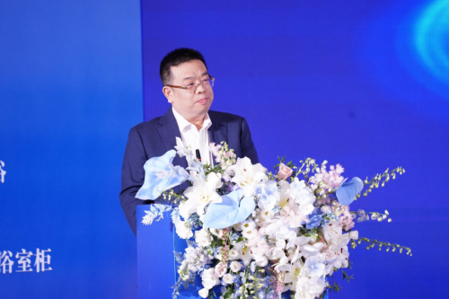 100+卫浴产业链头部汇聚昆明 2025第六届中国卫浴T8峰会解码“好房子”(图6)