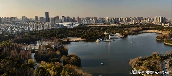 突发消息@上海杨浦翎翠滨江售楼处官方发布：奢华生活新标杆(图8)