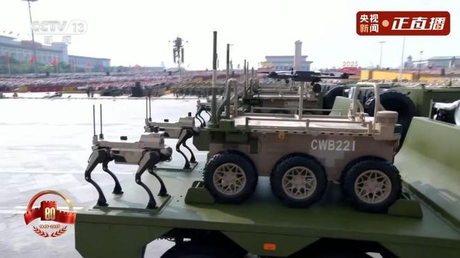 对不起看完阅兵才知道《蛟龙行动》原来并不科幻!(图4)