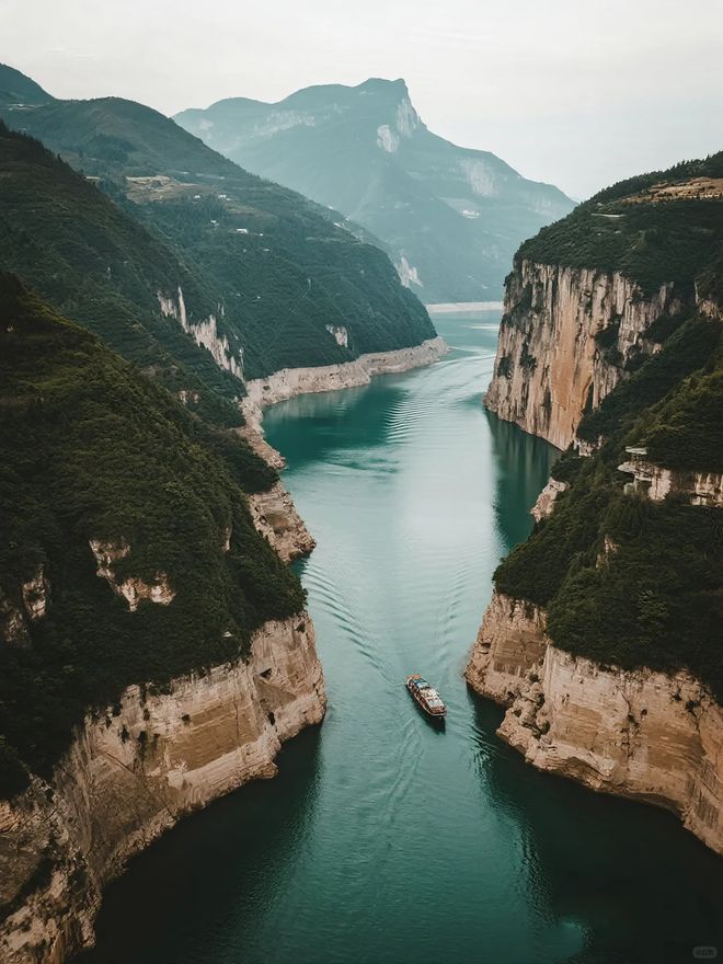 三峡游轮选购指南：靠谱购票、优选船只、划算预订一次搞定！