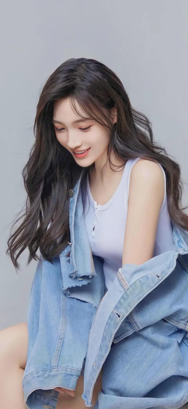 星球大战2成⼈版n免费