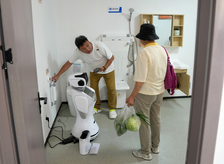 31亿老人居家安全感 适老化改造如何触达心坎？(图2)