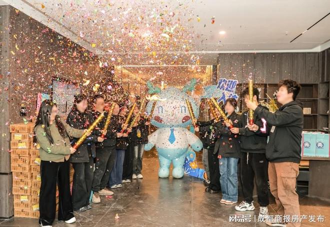 从“新”出发！成都冠寓时代天街新店开业拉满租住新体验