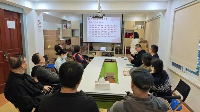 老人憋着找、快递员满街转……上海这个5㎡小区“内部空间”打开后直击痛点！(图4)