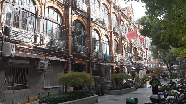 居民自愿放弃加装抽水马桶他们却不放弃…