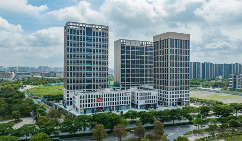 箭牌2025：品牌向上渠道向下压力之年的主动进击