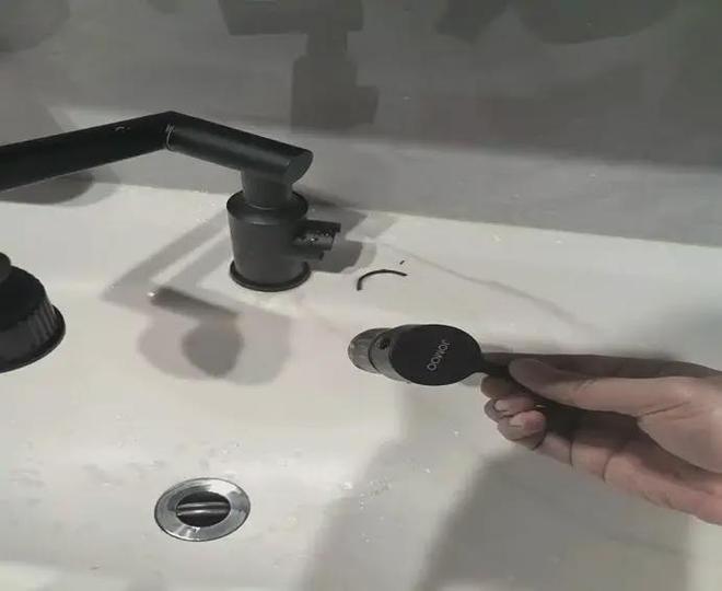 在掌声与投诉之间九牧卫浴的“第一”成色几何?(图2)