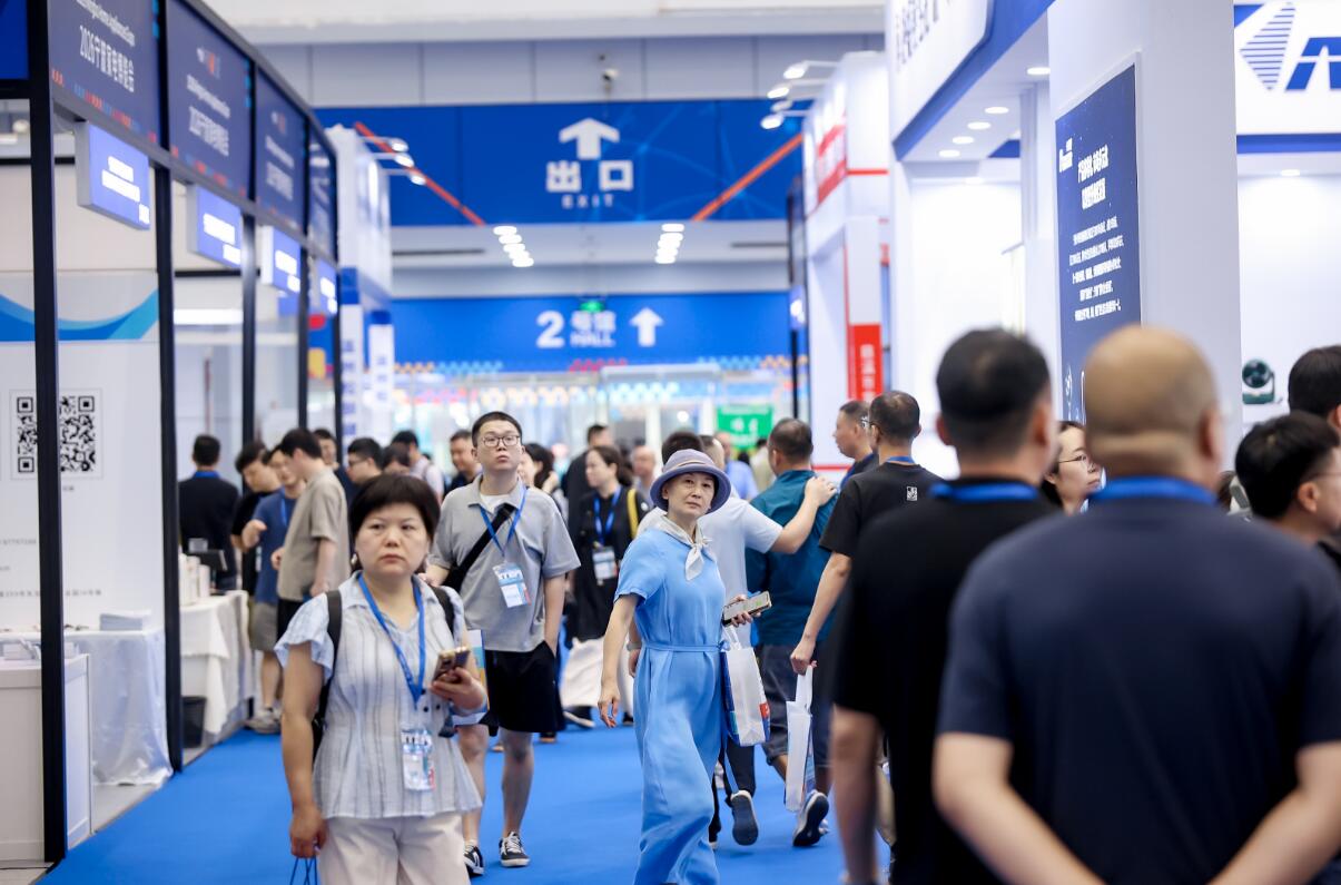 甬城聚智谋升级主推精品促消费——2026新品类家电高端精品发布会暨主推月活动启动(图1)